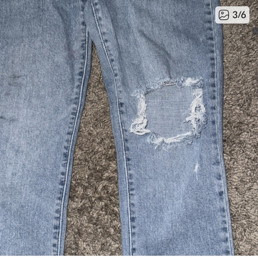 Levis|| 711 Womens' Skinny Jeans EUC - Picture 3 of 6